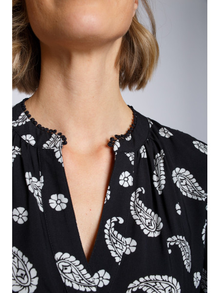 Damenbluse 8363 von Emily van den Bergh